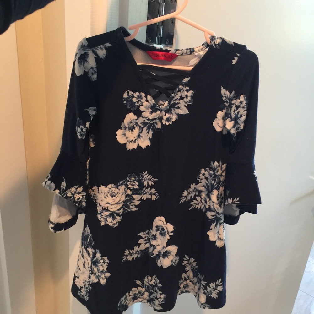 Navy blue floral sleeved soft dress girls 5T
